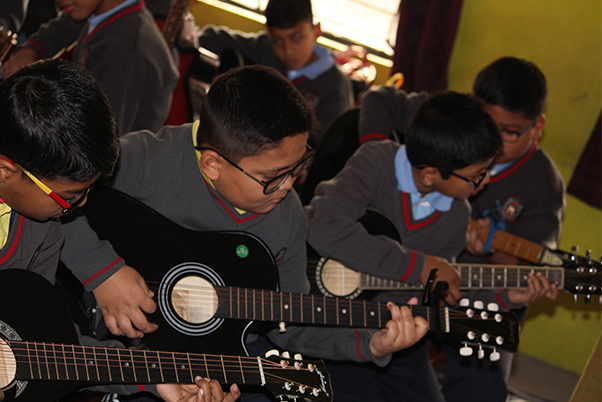 SFS-Guwahati guitar